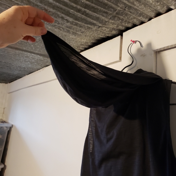 Lucy Mind and Body tank top - Picture 6 of 9